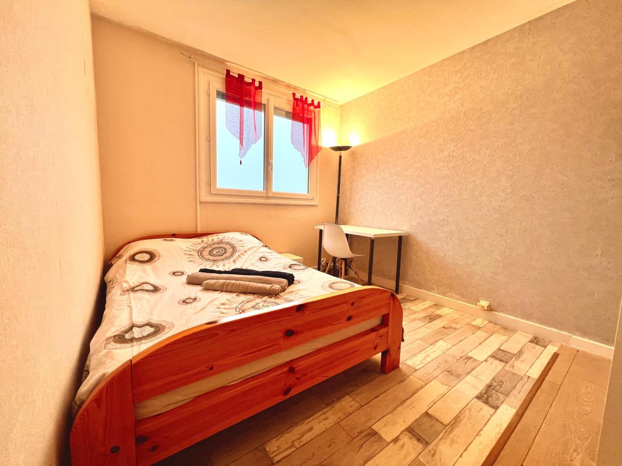 Appartement Proche Gare, 6 Voyageurs Et Stationnement Gratuit Reims Kültér fotó