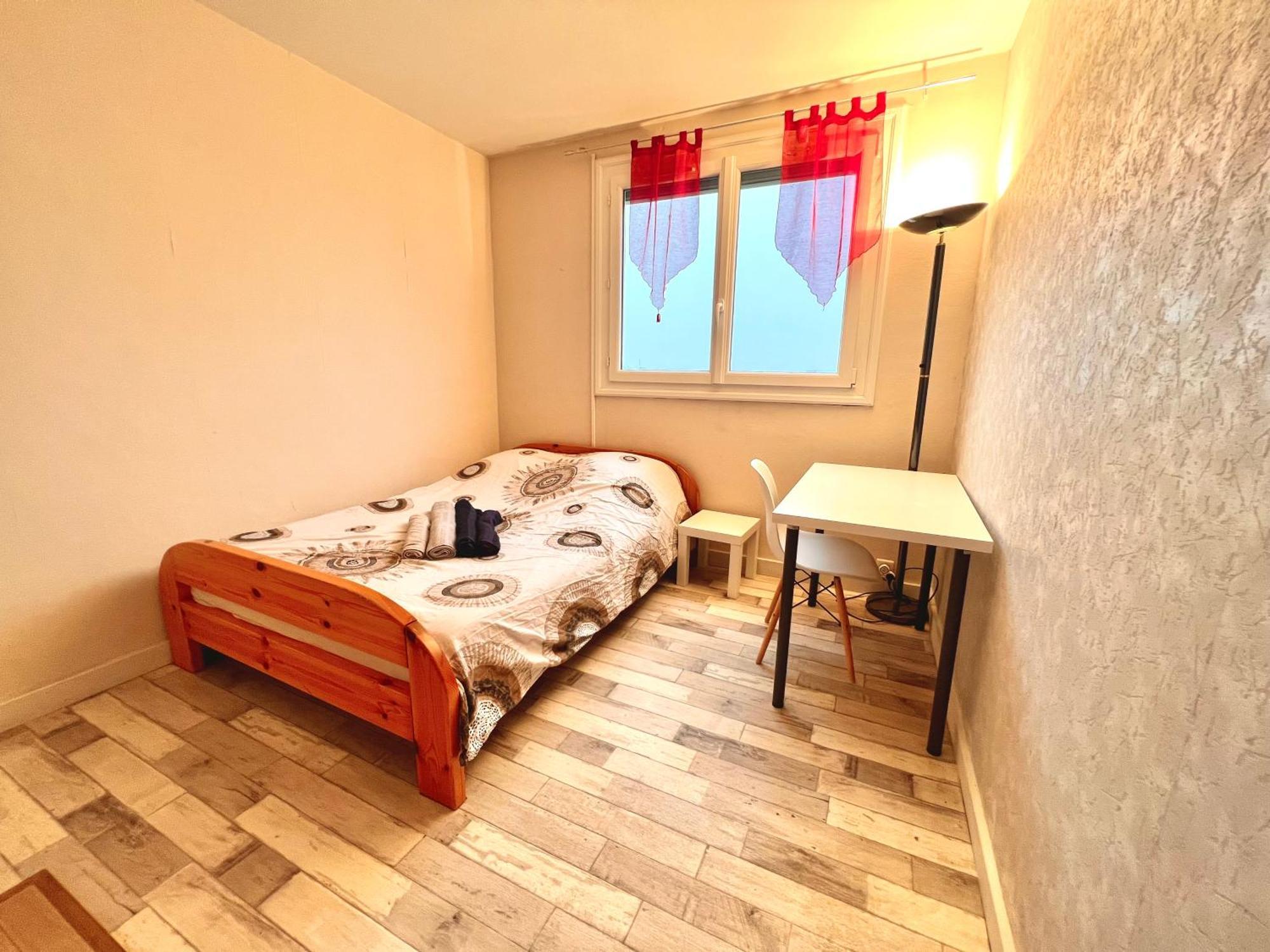 Appartement Proche Gare, 6 Voyageurs Et Stationnement Gratuit Reims Kültér fotó